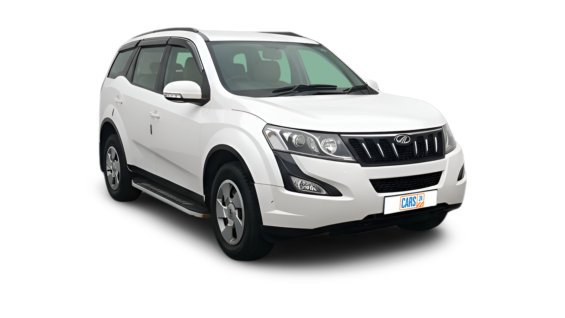 Mahindra XUV500-img